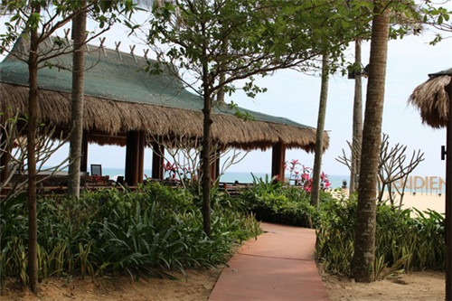 恩语烘焙加盟的门槛高不高，恩语烘焙加盟开店贵不贵